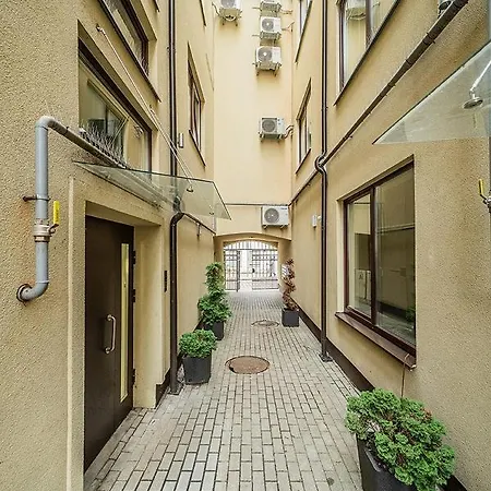 Charming In Old Town By Urban Rent Lägenhet